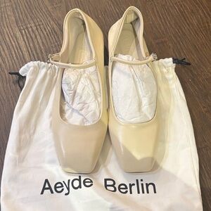 Brand New Aeyde Cream Leather Square-Toe Slip-On Ballet Flats Size 40
